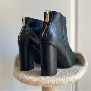 ~ faux leather black heeled booties ~